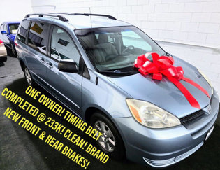 Used 2005 Toyota Sienna CE image 1