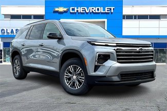 New 2026 Chevrolet Traverse LT w/ Driver Confidence Package image 1