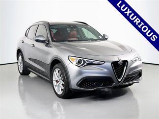 Used 2018 Alfa Romeo Stelvio Ti Sport image 1