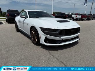 New 2025 Ford Mustang Dark Horse image 1