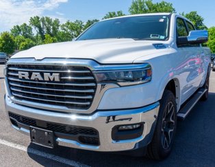 Used 2025 RAM 1500 Laramie image 1