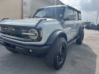Used 2021 Ford Bronco Outer Banks w/ Sasquatch Package image 1