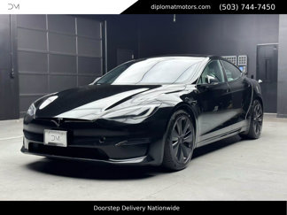 Used 2023 Tesla Model S Plaid image 1