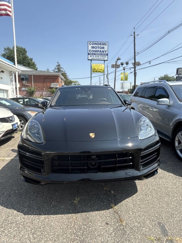 Used 2019 Porsche Cayenne Turbo w/ Sportdesign Package image 1
