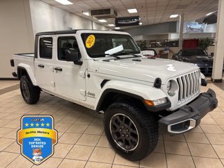 Used 2023 Jeep Gladiator Overland image 1