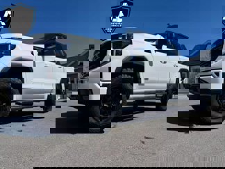 Used 2024 GMC Sierra 1500 Elevation image 1