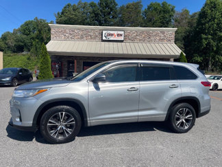 Used 2018 Toyota Highlander FWD V6 image 1