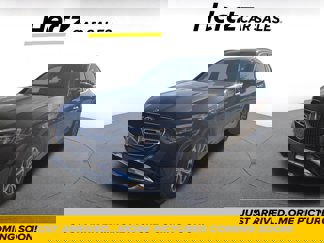 Used 2024 Mercedes-Benz GLC 300 4MATIC image 1