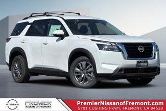 New 2025 Nissan Pathfinder SV w/ Cargo Package image 1