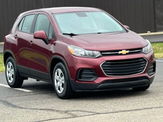 Used 2017 Chevrolet Trax LS image 1