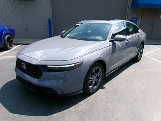 Used 2024 Honda Accord EX-L image 1