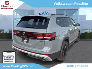 New 2025 Volkswagen Atlas Peak Edition SE image 1