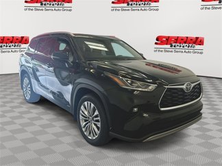 New 2025 Toyota Highlander Platinum image 1