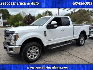 Used 2018 Ford F350 Lariat w/ Chrome Package image 1