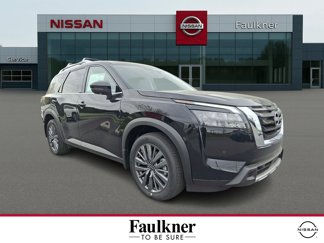 New 2025 Nissan Pathfinder SL w/ SL Premium Package image 1