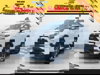Used 2022 Toyota RAV4 XLE image 1