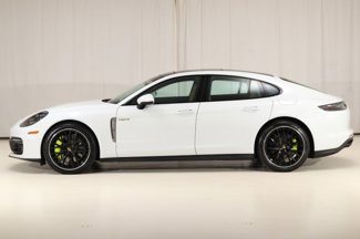 Used 2022 Porsche Panamera 4 Platinum Edition image 1