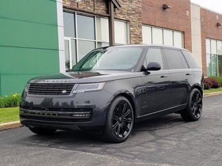 New 2025 Land Rover Range Rover Long Wheelbase SE image 1