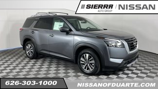 New 2025 Nissan Pathfinder SL image 1