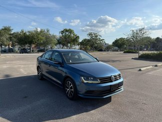 Used 2017 Volkswagen Jetta SE image 1