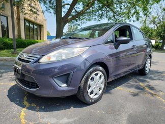 Used 2012 Ford Fiesta SE image 1