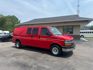 Used 2018 Chevrolet Express 3500 Extended w/ Driver Convenience Package image 1