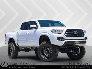 Used 2018 Toyota Tacoma SR image 1