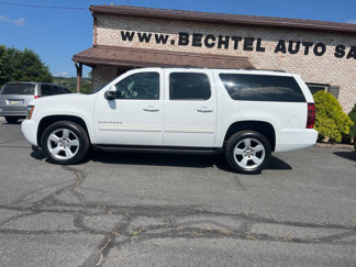 Used 2014 Chevrolet Suburban LT image 1