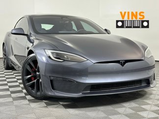 Used 2023 Tesla Model S Plaid image 1