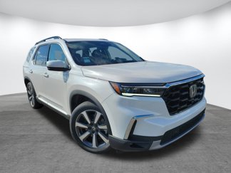 New 2025 Honda Pilot Touring image 1