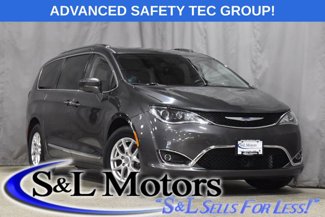 Used 2020 Chrysler Pacifica Touring-L w/ Advanced Safetytec Group image 1