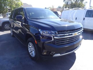 Used 2023 Chevrolet Suburban LT image 1