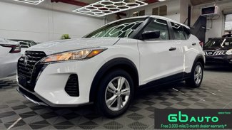 Used 2023 Nissan Kicks S image 1