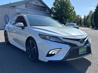 Used 2019 Toyota Camry XSE image 1