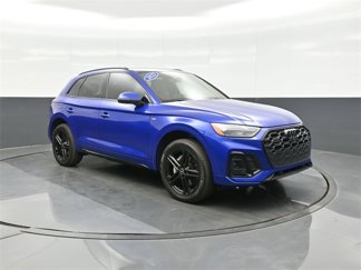 Used 2022 Audi Q5 e Premium Plus w/ Premium Plus Package image 1