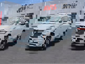 Used 2024 Buick Enclave Premium image 1