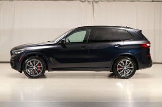 Used 2022 BMW X5 M50i image 1