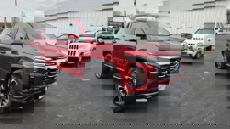 New 2025 Chevrolet Equinox LT w/ Safety and Technology Package image 1