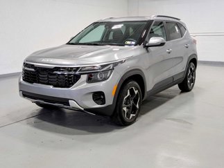 Certified 2024 Kia Seltos EX image 1