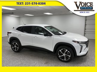 Used 2024 Chevrolet Trax RS w/ Driver Confidence Package image 1