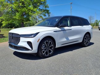 New 2025 Lincoln Nautilus Reserve image 1