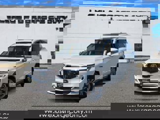 Used 2023 Acura MDX SH-AWD image 1