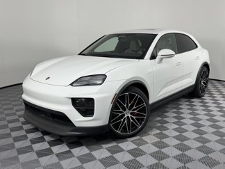 Used 2025 Porsche Macan 4S Electric image 1