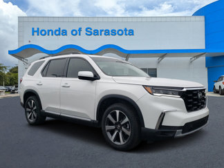 New 2025 Honda Pilot Touring image 1