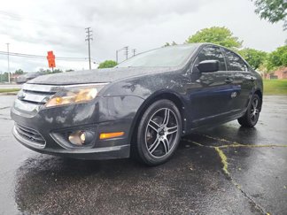 Used 2010 Ford Fusion SE image 1