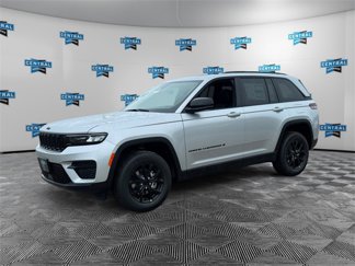 New 2025 Jeep Grand Cherokee Altitude image 1