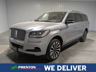 Used 2024 Lincoln Navigator L Reserve image 1