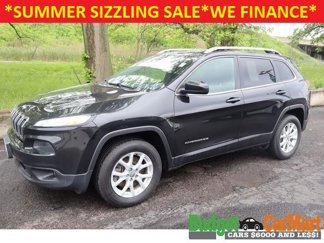 Used 2016 Jeep Cherokee Latitude image 1