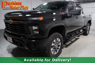 Used 2024 Chevrolet Silverado 2500 Custom w/ Custom Convenience Package image 1
