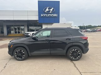 Used 2023 Chevrolet TrailBlazer LT image 1